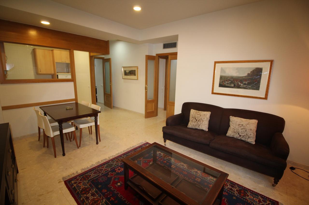 Apartaments St. Jordi Comtal บาร์เซโลนา ภายนอก รูปภาพ