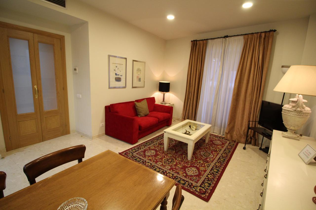 Apartaments St. Jordi Comtal บาร์เซโลนา ภายนอก รูปภาพ