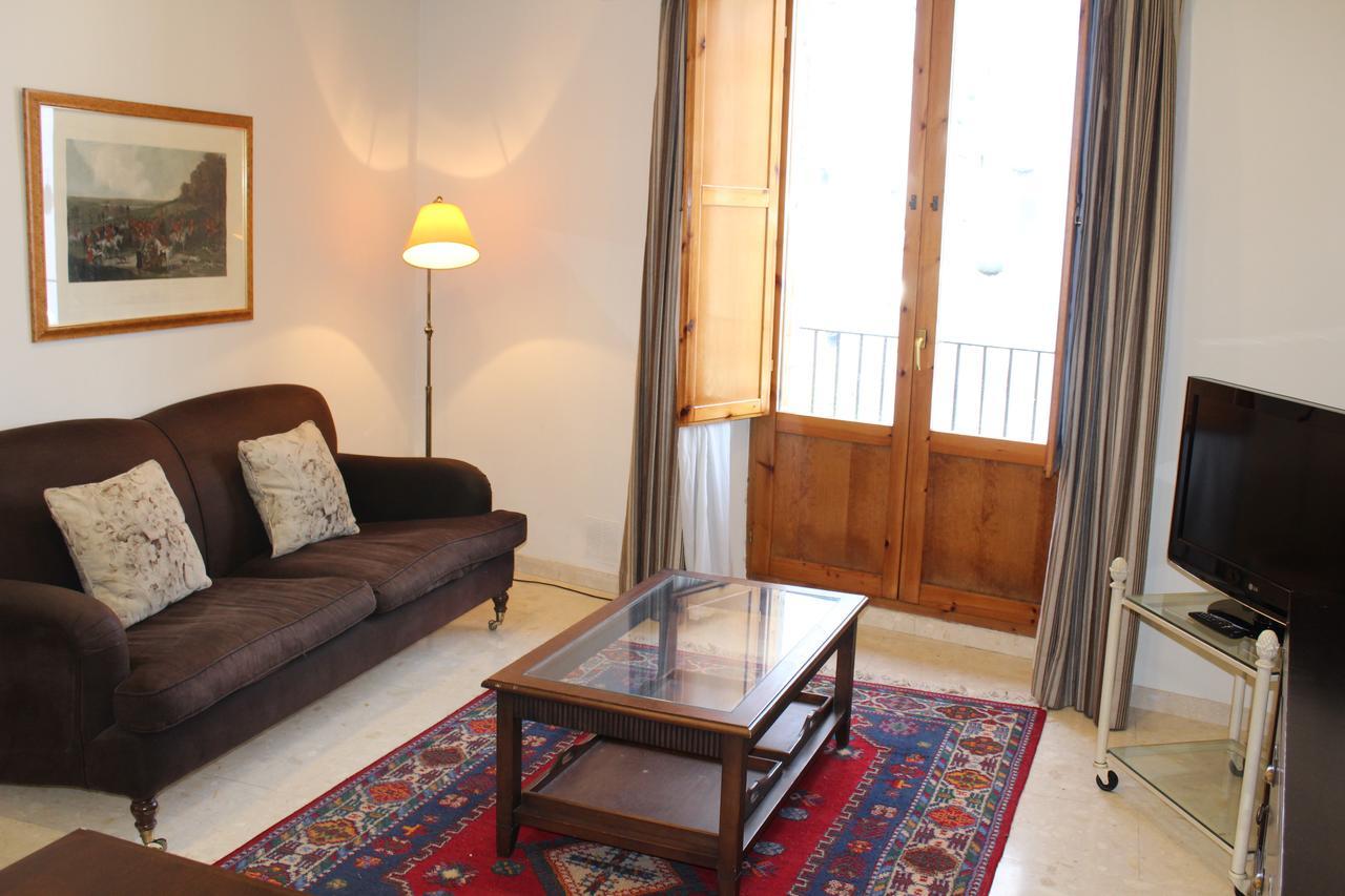 Apartaments St. Jordi Comtal บาร์เซโลนา ภายนอก รูปภาพ